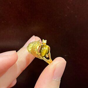 Tiger Eye 18k Gold HGE mark Ring Size 5-5.5